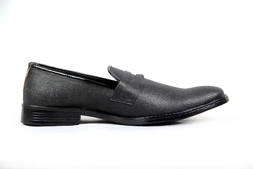 Pomidor - Timeless Loafer - Bioleather | Sustainable Vegan Leather
