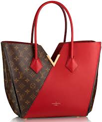  Louis-Vuitton-red-bag. 