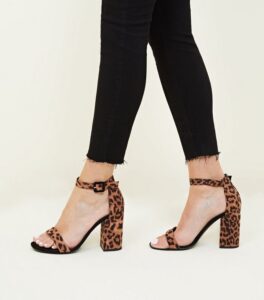 animal-print-heels-shoes