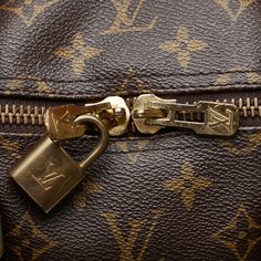 Louis-Vuitton-Luggage-Bag