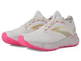 womens-brooks-walking-shoes