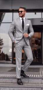 what-color-shoes-with-grey-suit