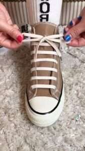 white-shoe-laces