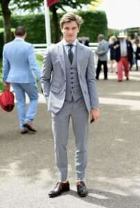 what-color-shoes-with-grey-suit